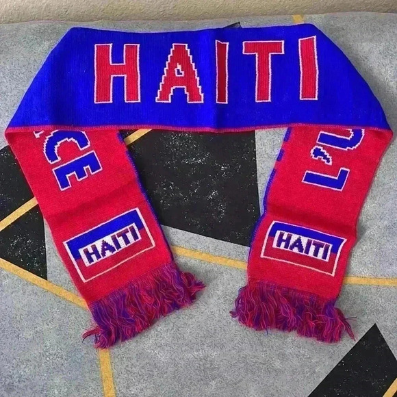 Unisex Haitian Scarf - Picture 1 of 5